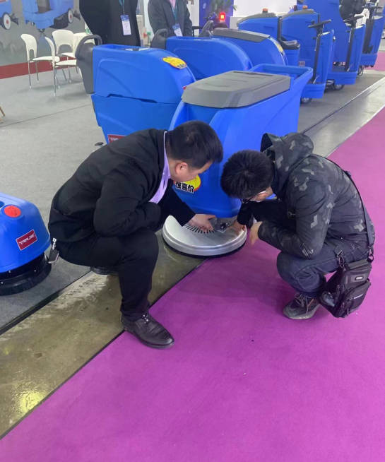 孝感小型电动洗地机是否适合用于环卫保洁